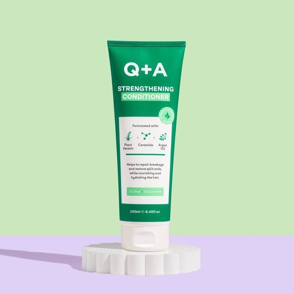 Кондиціонер для укріплення та покращення росту волосся Q+A Strengthening Shampoo 02036 фото